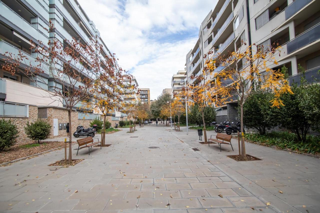 Tendency Apartments Forum Sant Adria de Besos Exterior foto